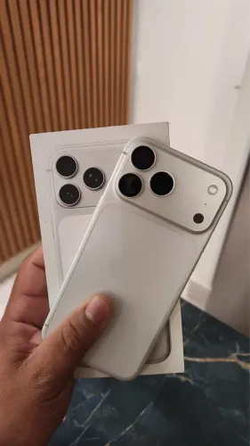 iPhone 17 PRO MAX - silver 256Gb