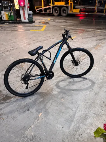 Vende-se bicicleta aro 29 quadro 19