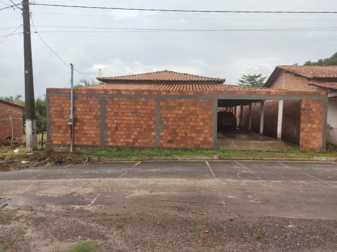 Casa localizada em Bacabeira
