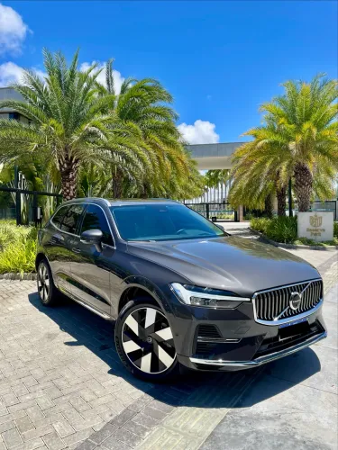 Volvo XC-60 T-8 Ultra 2.0 AWD (híbrido) 2025