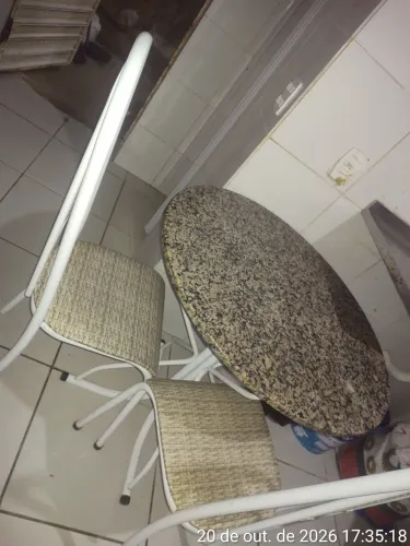 Mesa de mármore
