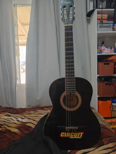 VENDO VIOLÃO MEMPHIS