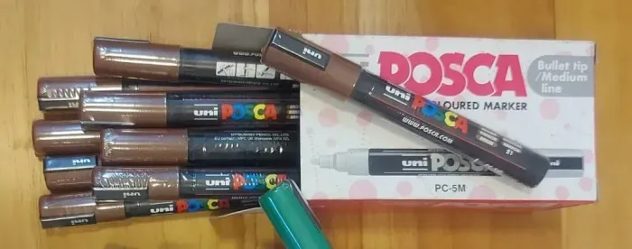 9 Canetas Posca | Caneta Marrom Posca PC-5M Nova Lacrada (Lote com 9 - R$15,5/ unid)