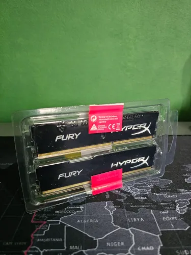 Memória RAM 16GB (2x8) DDR3 HyperX