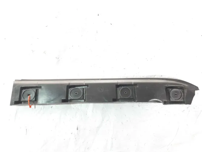 Suporte Parachoque Traseiro Esquerda Vw Jetta 2.5 05 A 11