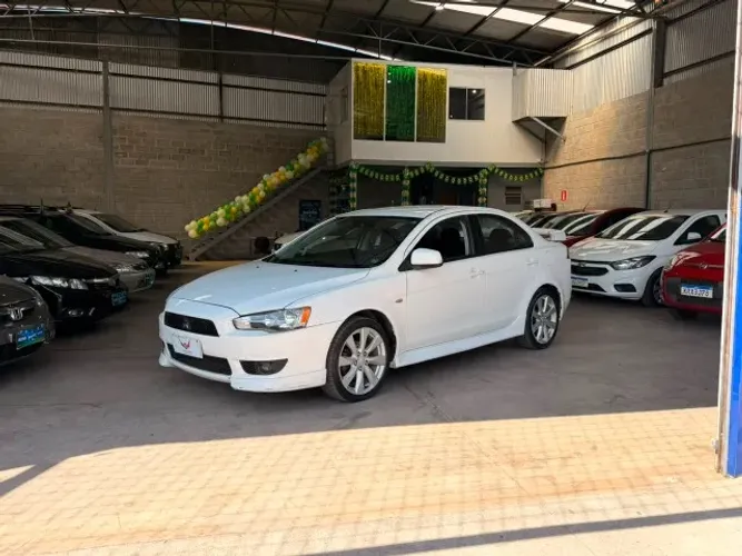 Mitsubishi Lancer 2.0 16V 160cv Aut. 2014