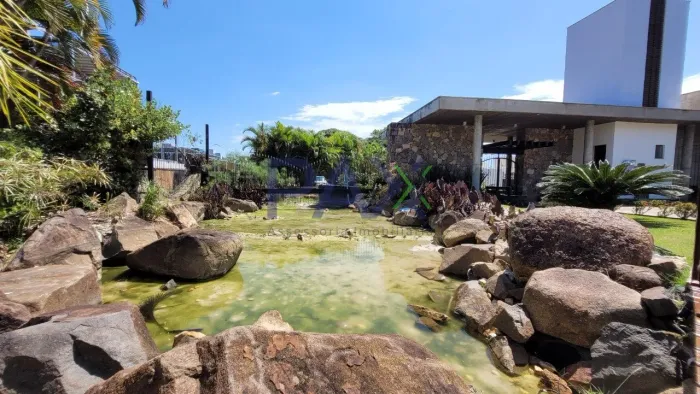 Terreno de 762,60m² à venda no Vivá Residence Cacupé em Florianópolis