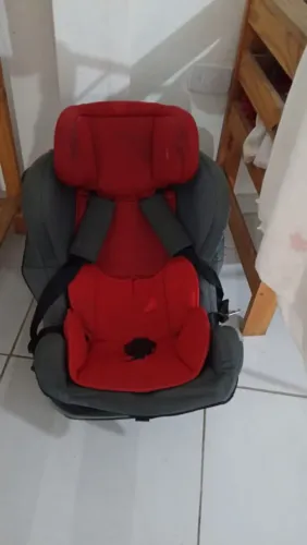 Cadeirinha infantil para carro