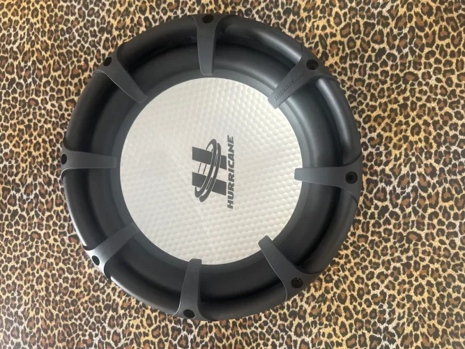 Sub hurricane 350W RMS