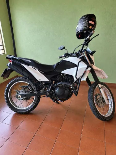 Moto Honda bros 2015 
