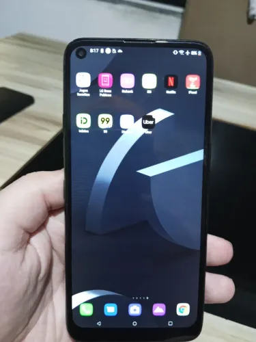 LG k61 em perfeito estado e funcionamento. Ótimo para dia dia e uso pessoal.