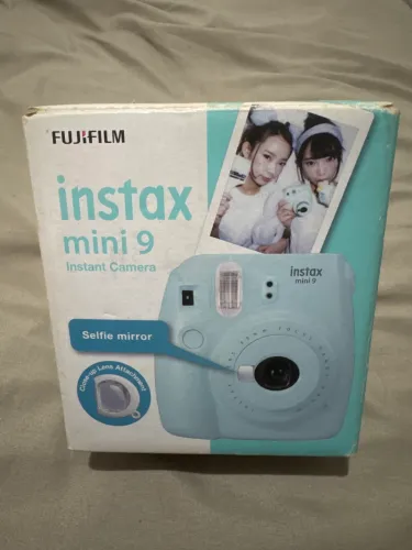 Instax Mini 9 (com defeito que não identifiquei)