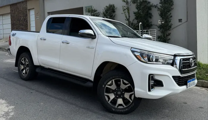 Toyota Hilux CD SRX 4X4 2.8 TDI 16V Diesel Aut. 2019