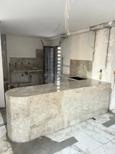 Bancada em quartizito Perla Elegance!