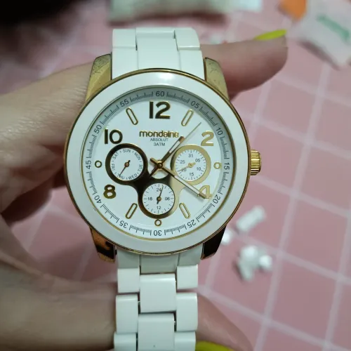 Relógio Feminino Mondaine Absolut