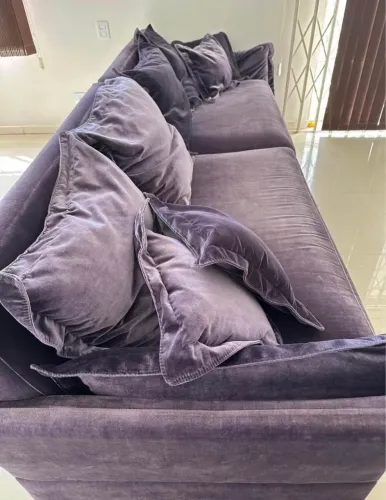 SOFÁ LIVING VELUDO ROXO