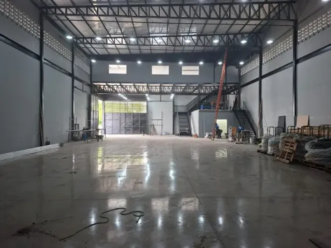 Galpão/Armazém 800m² Fino Acabamento no Parque Dez prox. Avenida das Torres