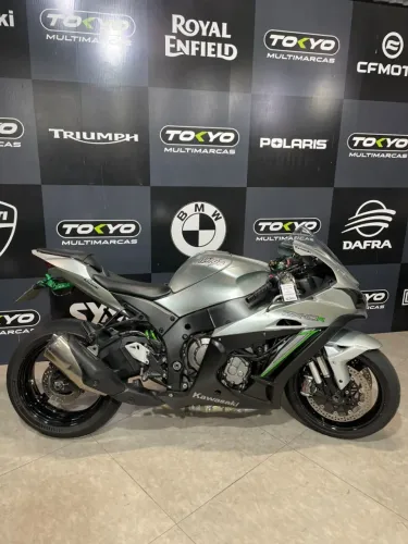 KAWASAKI ZX-10R 2018 - APENAS 8.453 KM - R$ 65.900