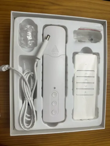 Kit 2 motores de cortina AVATTO com controle remoto