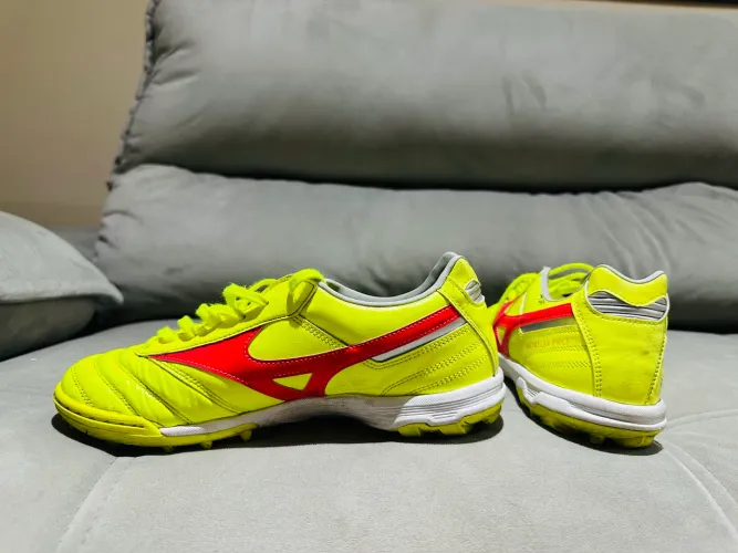 Chuteira Mizuno Pro 2 N38  