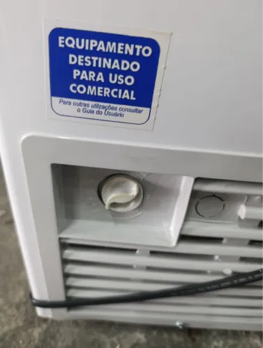 Freezer esmaltec novo