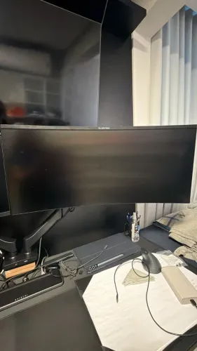 Monitor Gamer Curvo Gigabyte 34" - GS34WQCA