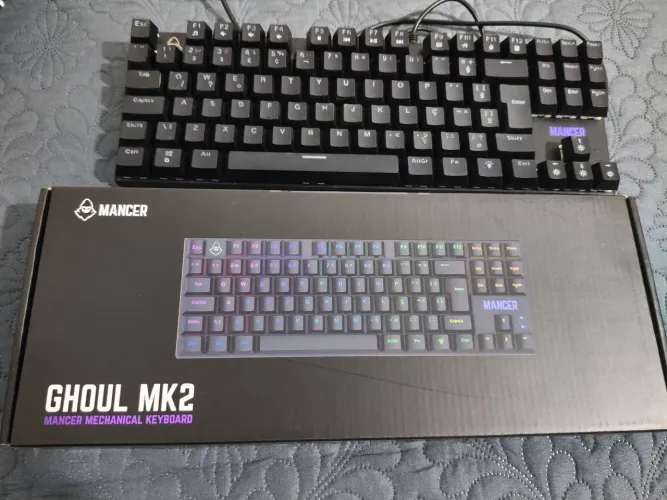 Teclado mancer Ghoul MK2 switch red