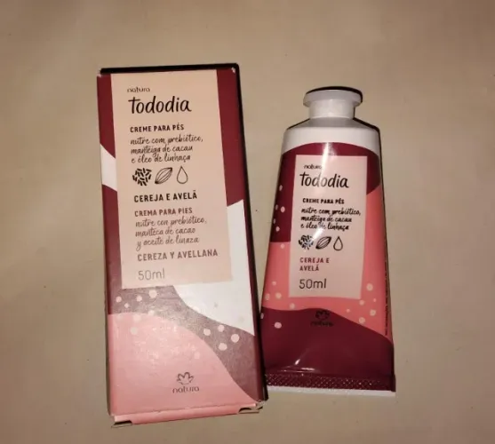 NATURA TODODIA CEREJA E AVELA HIDRATANTE CREME PES 50ML