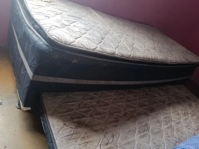 Cama solteiro dupla