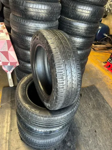 Pneu aro 15 185/60R15