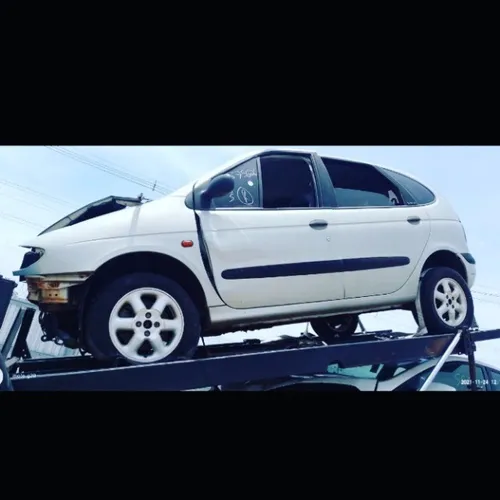 Sucata Renault Scenic 2.0 8v Manual 2001