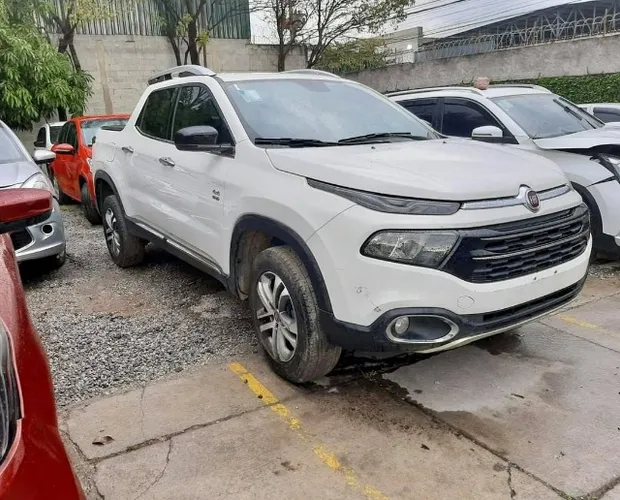 Toro Volcano 2.0 Diesel 2018 Retrovisor Parachoque Lanterna Motor Farol Capo Airbag Sucata