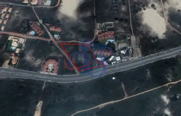 Excelente terreno no Porto das Dunas com 6.083m²
