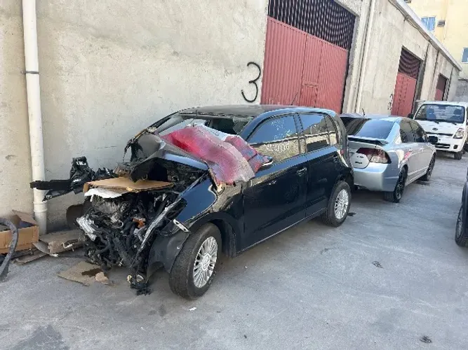 Sucata e peças vw up