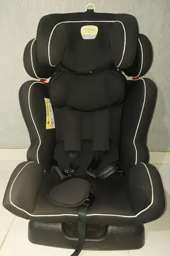 Cadeira auto Burigotto Infinity black de 0 a 36 kg