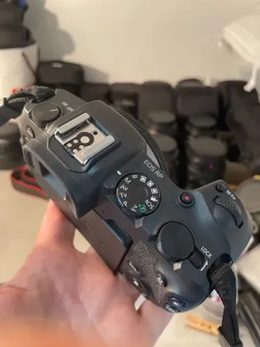 Canon RP FULL FRAME
