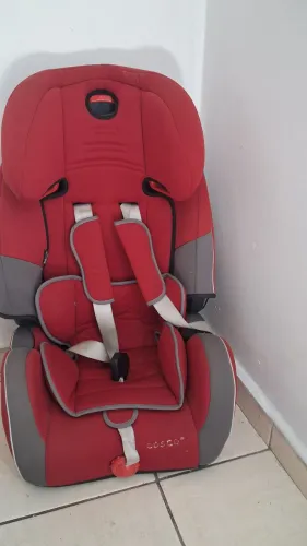 Cadeirinha infantil Cosco