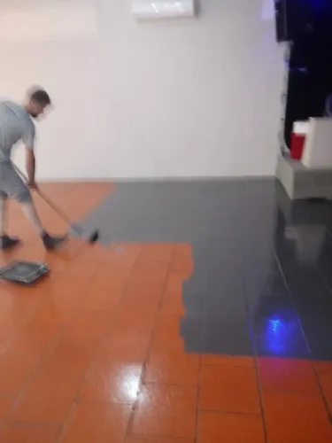 porcelanato líquido EPÓXI em pisos de cerâmica por m2 mão de obra aparti de 30m2 