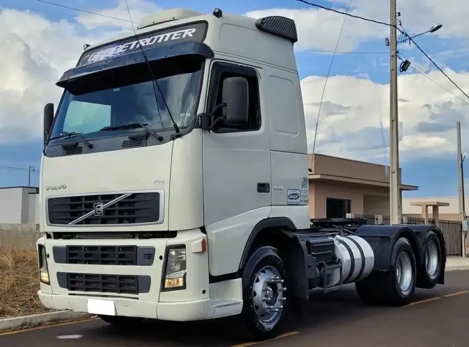 Volvo FH 440   Ano 2011