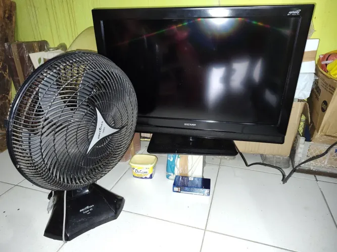 Tv. E ventilador