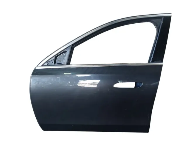 Porta dianteira esquerda Mercedes-Benz E300 2024