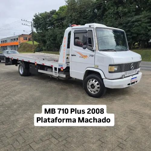 2008 Plataforma MB 710 Plus