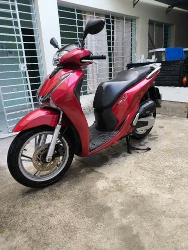  Scooter Honda SH 150 - Pronta para rodar!