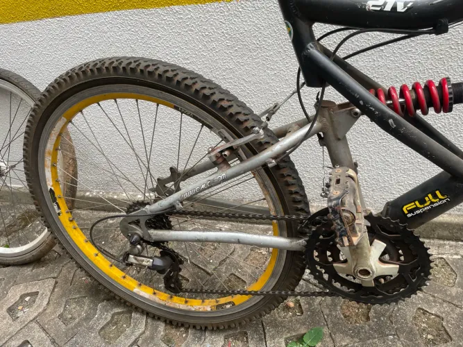 Bicicleta CALOI SK 21v FULL Aro 26