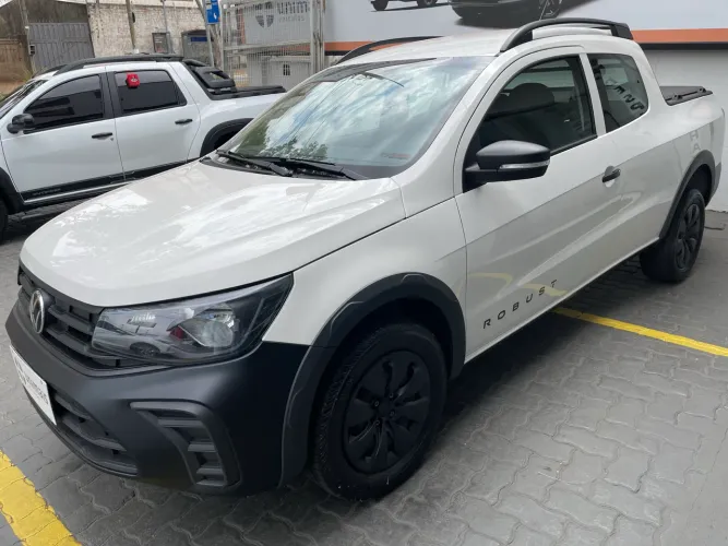 Saveiro Robust Cab dupla 2025 novinha com só 29km
