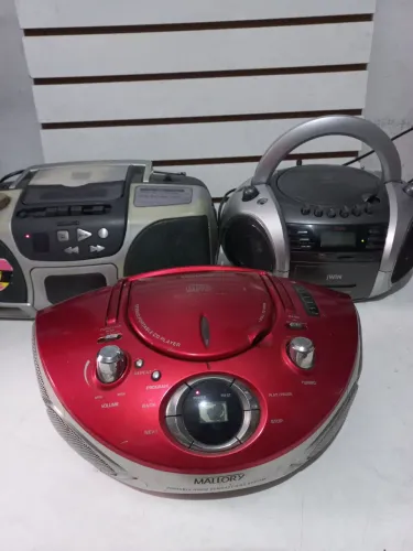  3 Radio cd,toca fitas Malory,jwin, awa no estado 