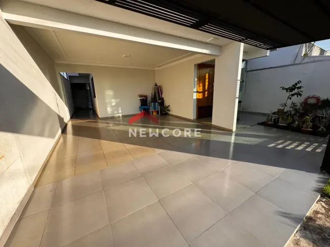 Casa em Rua Dalila da Silva Rios - Jardim Oriental - Maringá/PR