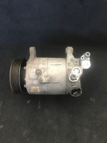 Compressor do ar-condicionado BMW X1