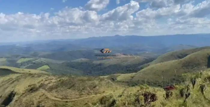 Terreno a venda 80.000 m2 fundos do condomínio Tangara em Rio Acima.