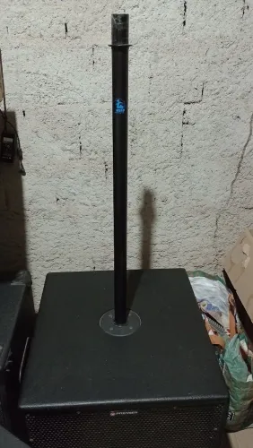 Pedestal para caixa de som